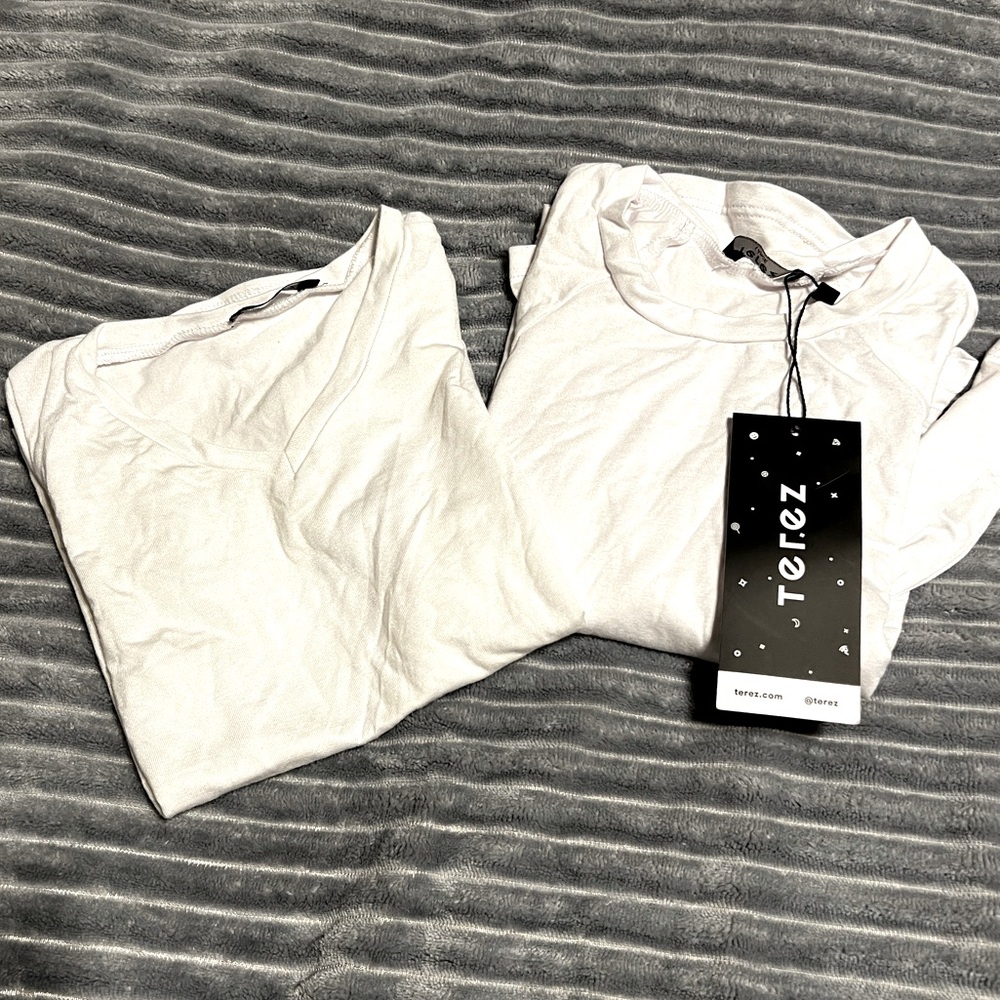 TEREZ NWT Little girls white T BUNDLE SIZE LARGE